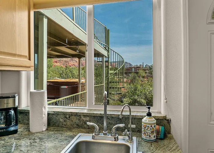 Hilltop Retreat Deck With Red Rock Views