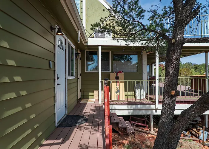 Hilltop Retreat Deck With Red Rock Views Apartment *